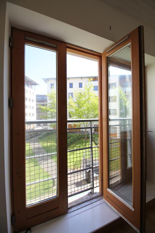 Ifsc Self Catering Apartment ダブリン エクステリア 写真